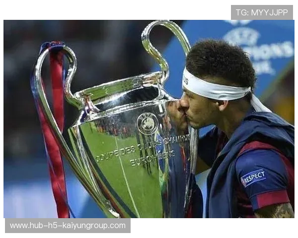 内马尔不看人分球盘活前场，巴西创造大空档的现代踢法